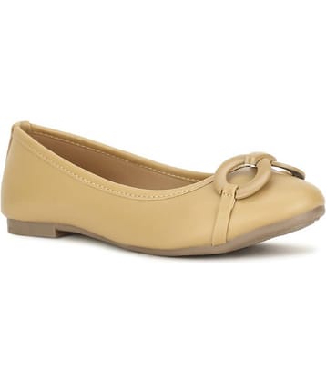 Bata Tan Women's Casual Ballerinas