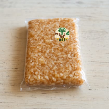 Bauvi Sahu Selection's coconut chikki