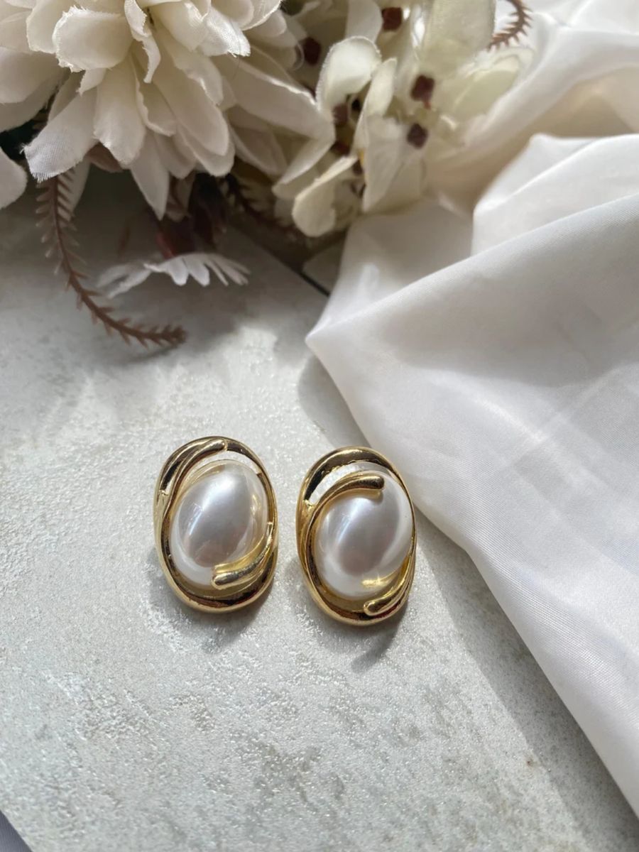 Pearl Orbit Earrings