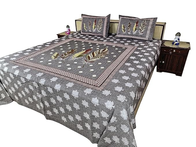 Geometric Pattern Double Bedsheet Set with 2 Pillow Covers, Traditional Jaipuri Design 
