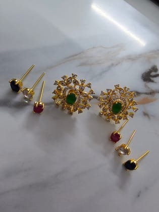 4 Color Interchangeable Glamour Golden Studs-Multicolor / Gold Plated / Free Size