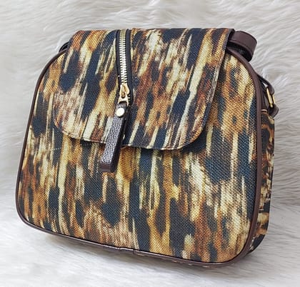 Women's Leopard Print Crossbody Bag with Zip Closure and Adjustable Strap