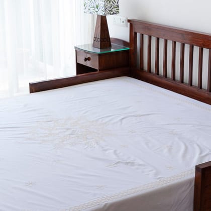 Hand Embroidered Cotton Bed Sheet - 90x108 SINGLE PC-90 Inches x 108 Inches / 7.5ft x 9ft / 100% Cotton / White & Fawn