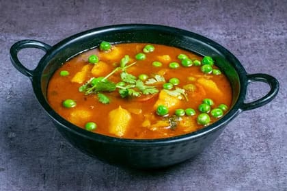 Aloo Matar [250 Ml]