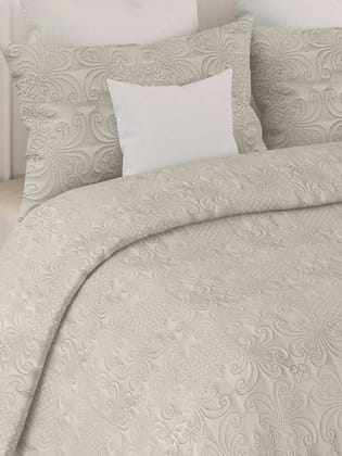 Sensation Quilted Bedcover cum AC comforter Set with 2 Pillow Covers.(Cream)