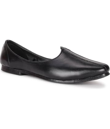 Bata Black Men's Mojaris