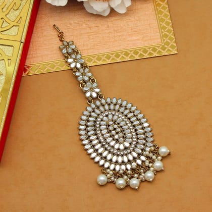 White Color Mirror Work Maang Tikka (MTK539WHT)-Length: 12.00 CM x Width: 5.50 CM / White / Alloy With Good Quality Gold Plated