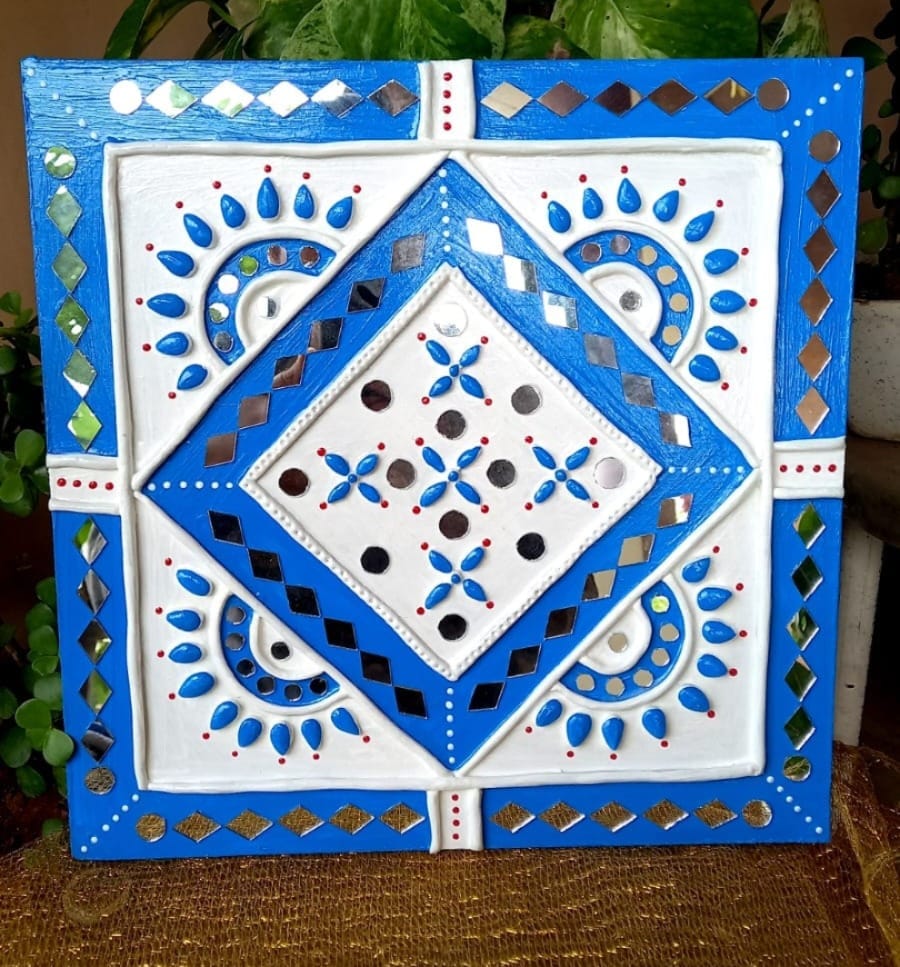 Classic White-Blue MIrror Wall Hanging Lippan Art-1