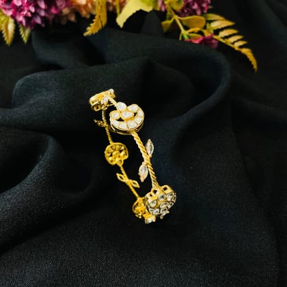 Nayaab Rubi Polki Bangles