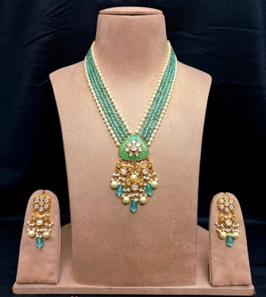Elegant Light Green Long Pendant Set