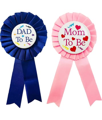 Zyozi ® Baby Shower Decorations Kit | Mom To Be Badge & Dad To Be Badge | Baby Shower Button Badges | Baby Shower Decoration Item (Pack Of 2)