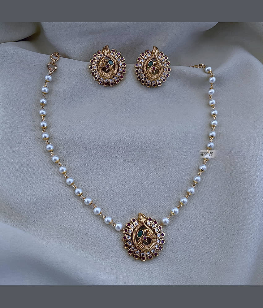 ROFARWORD Gold Brass Necklace Set ( Pack of 1 )