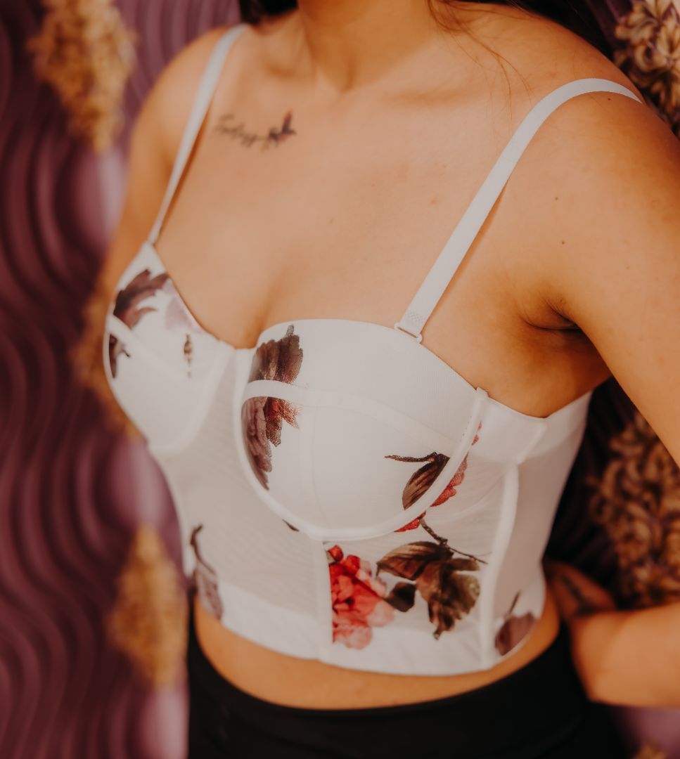 TCT Harley Bralette with Petals-L / White