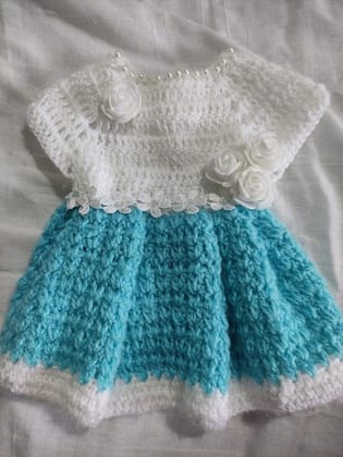 Baby woolen frock Baby woolen frock