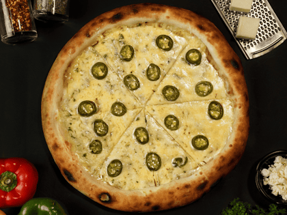 Spicy Jalapeno Cheeseburst Pizza