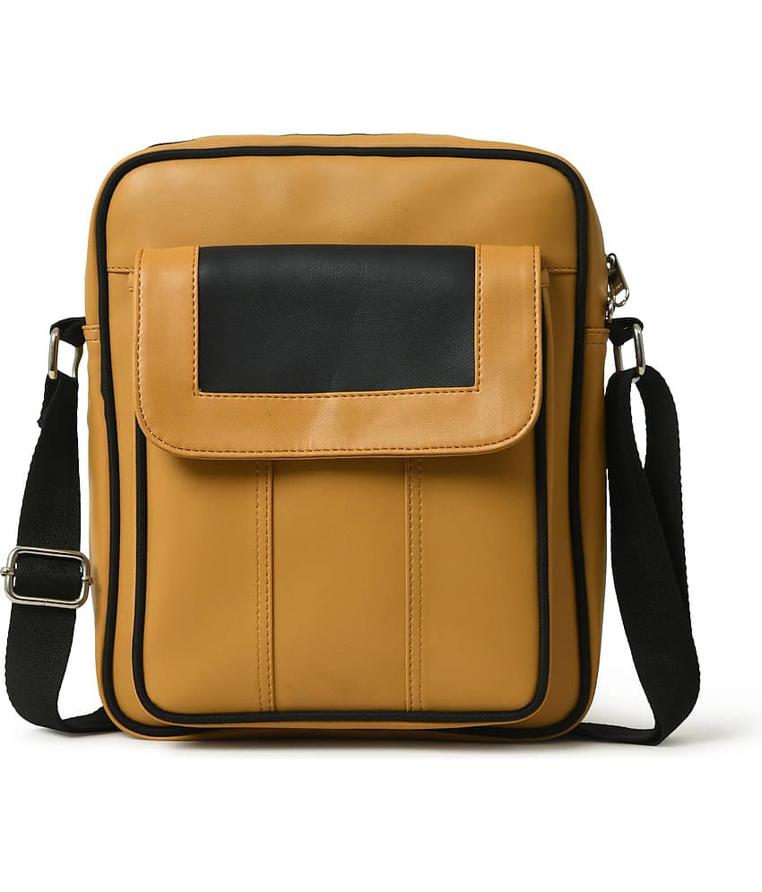 MATRICE - Yellow Solid Messenger Bag