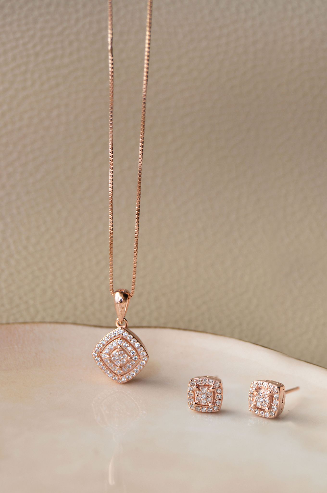 Ecentric Square Rose Gold Plated Sterling Silver Pendant Set-With Chain / Rose