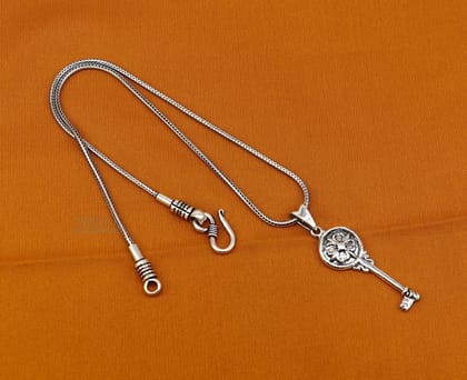 925 sterling silver vintage style handmade key pendant, amazing fancy stylish attractive pendant for boy's and girl's  ssp1607-Only Pendant