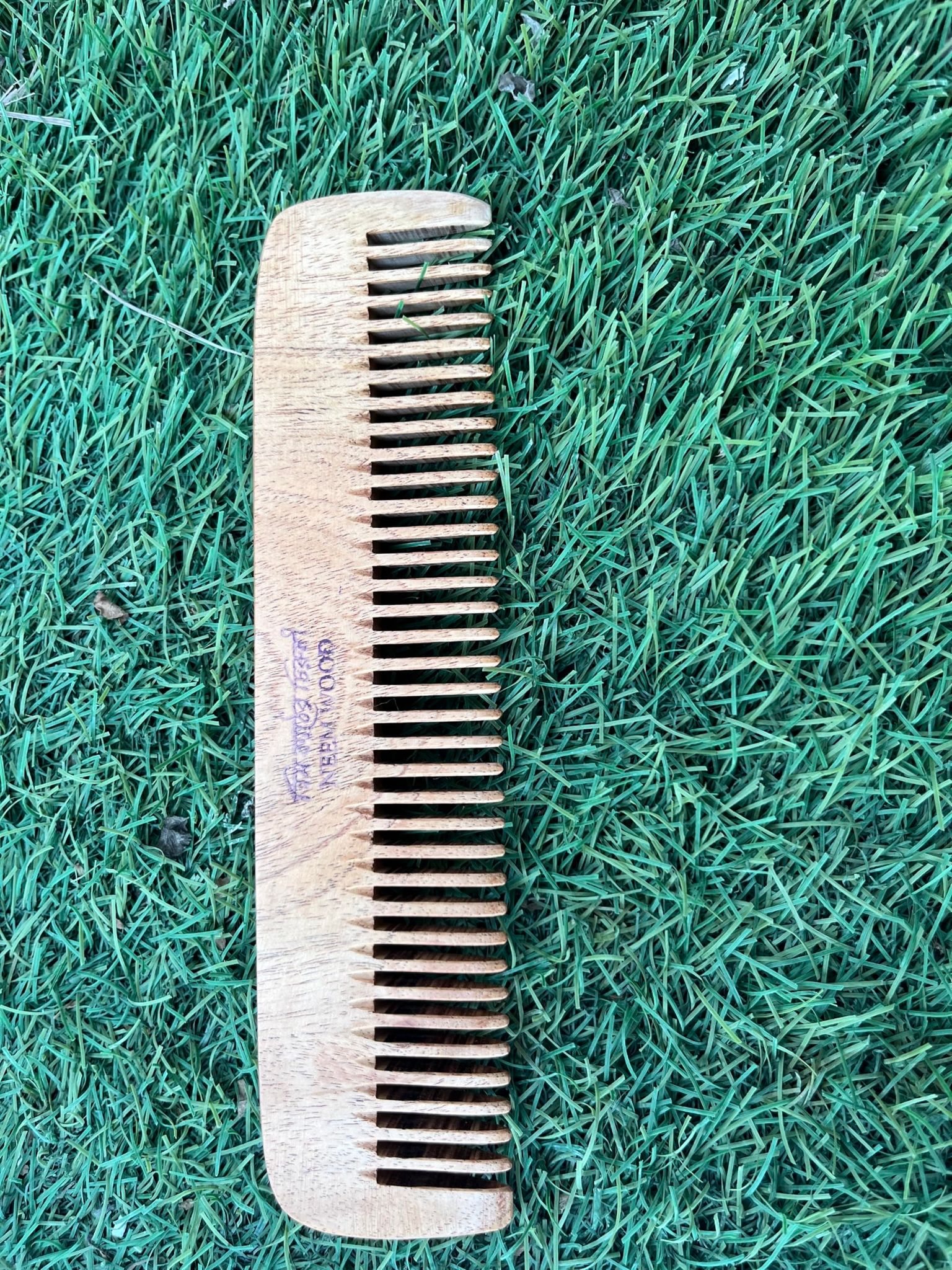 Natural Wooden Wide-Toothed Hair Comb, Handcrafted, Sustainable Wood, Detangling and Styling