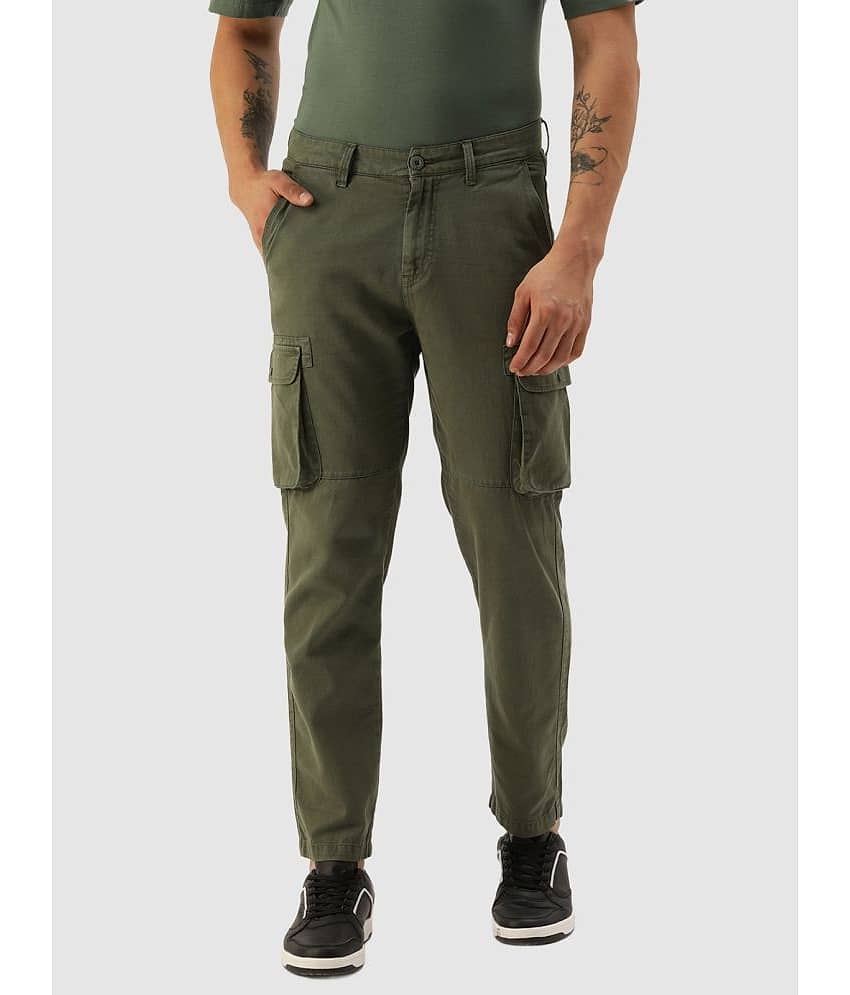 IVOC Men Solid Regular Fit Cargos Trousers