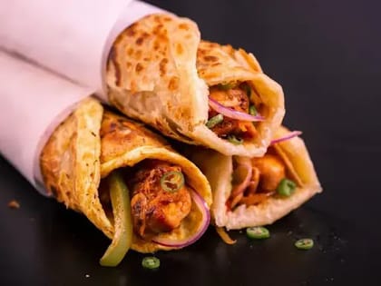 Chilli Chicken Kathi Roll