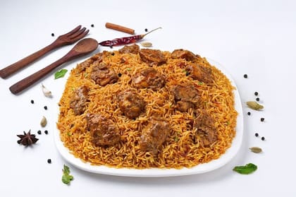 Hyderabadi Chicken Dum Biryani Serves 4