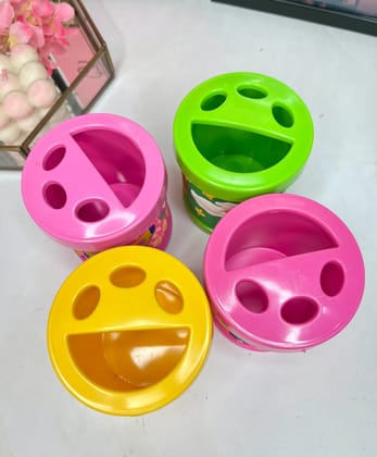 Quirky pen stand-Pink