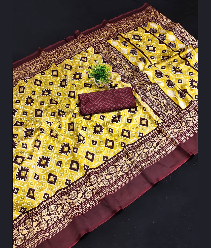 Kanooda Prints Art Silk Printed Saree With Unstitched Blouse Piece ( Wine )