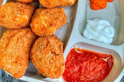 Veg Kurkure Momos