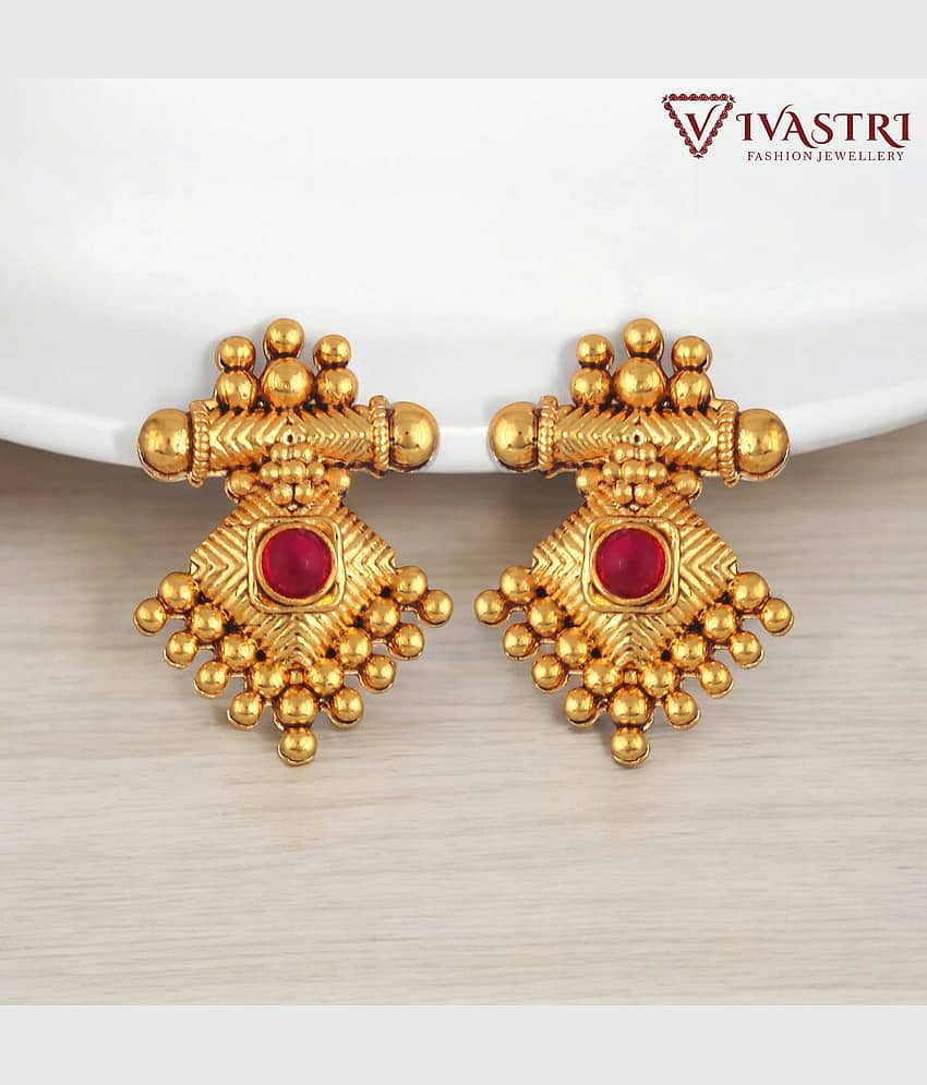 VIVASTRI Golden Stud Earrings ( Pack of 1 )