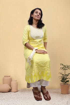 PickCell Triveni Sangam Embroidery Cotton Kurti with Pyajama and Dupatta