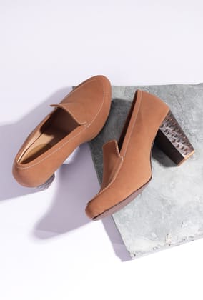 Sienna Brown Cruelty-Free Leather loafers With Carved Heels-37