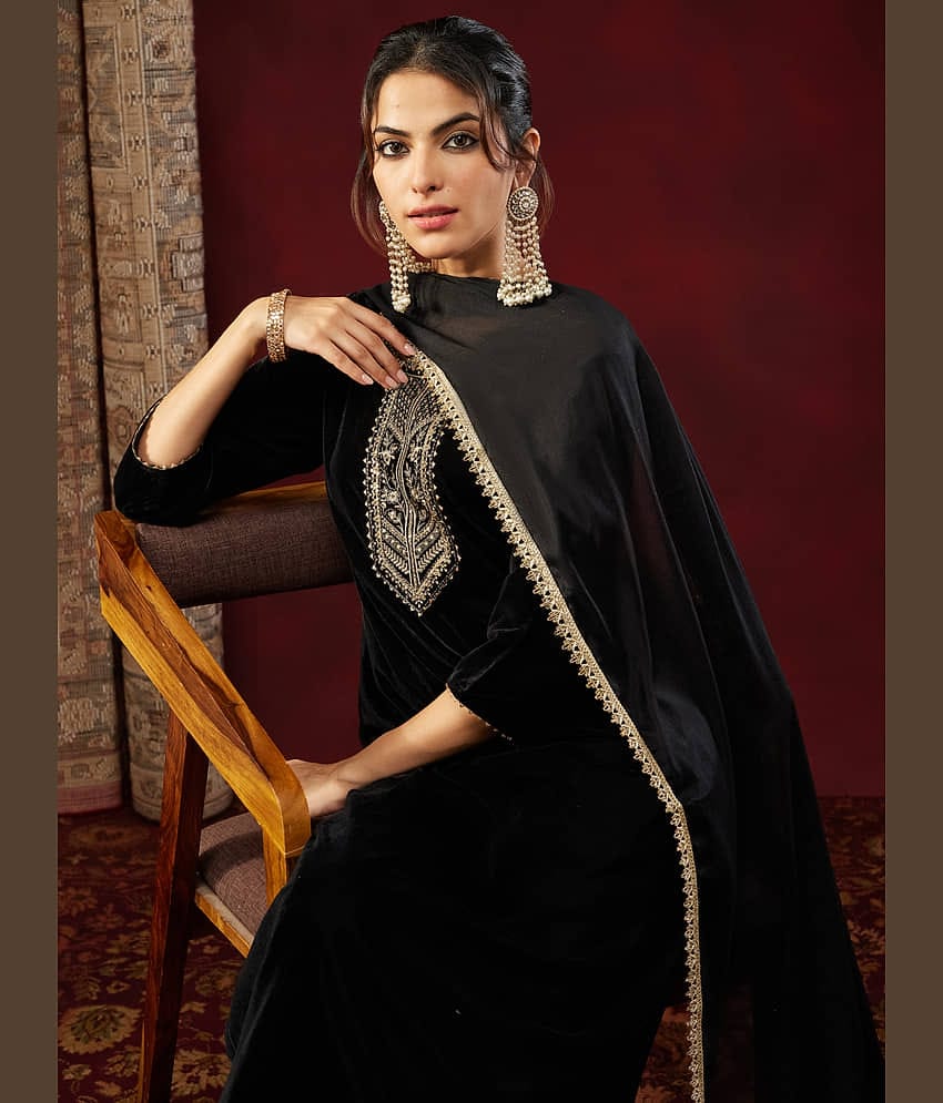 Janasya Women Velvet Embroidered Straight Kurti With Pants ( Black )