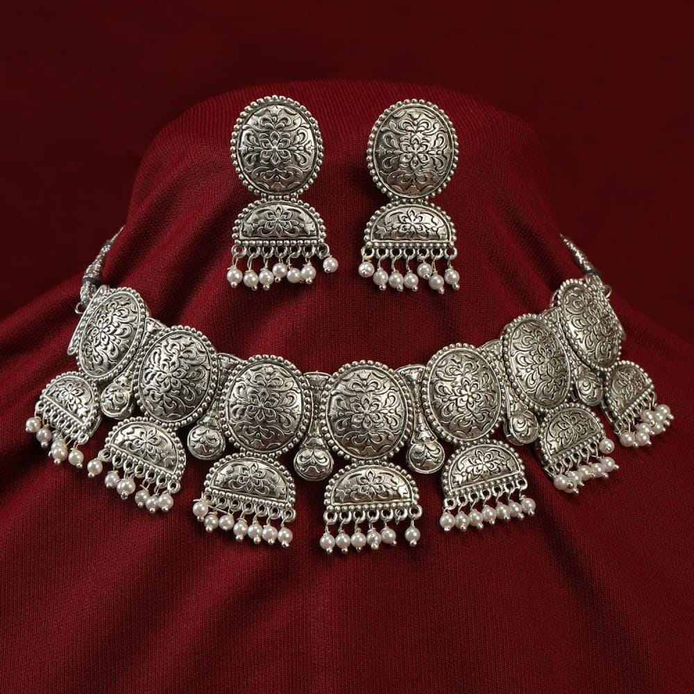 Women Oxidised Silver-Plated Jewellery Set