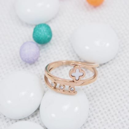 Stainless Steel Rosegold Plated Double Cross Clover Finger R