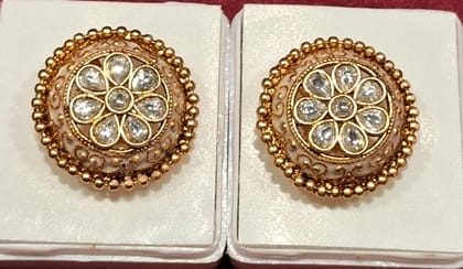 TOPS - STUDS