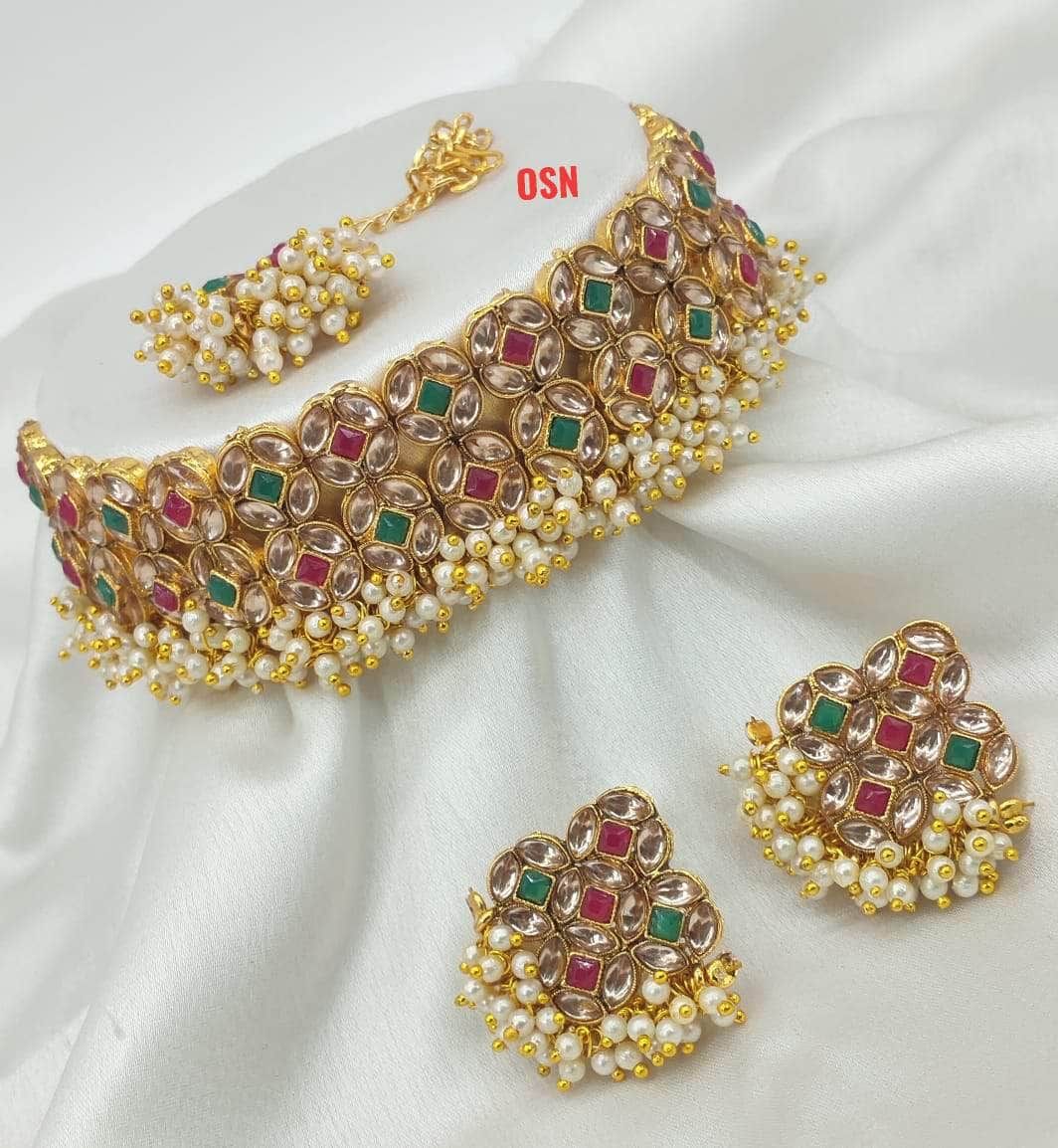 ZEVAR I Zaveri Pearls Gold-Toned Kundan Choker Necklace Set-Mehroon