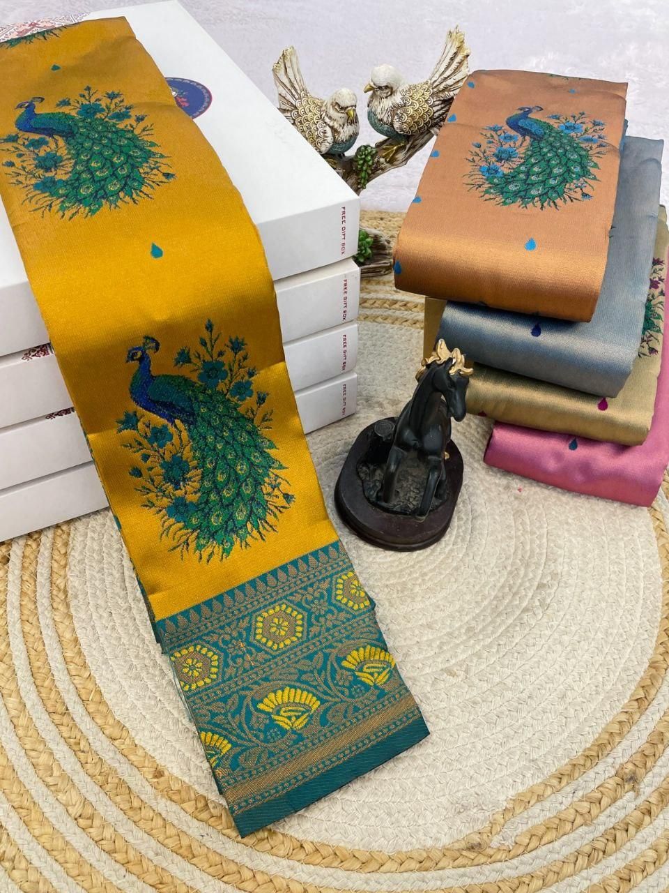 KANCHIVARAM SILK SAREE SOFT SILK SAREE WITH BLOUSE Kali3