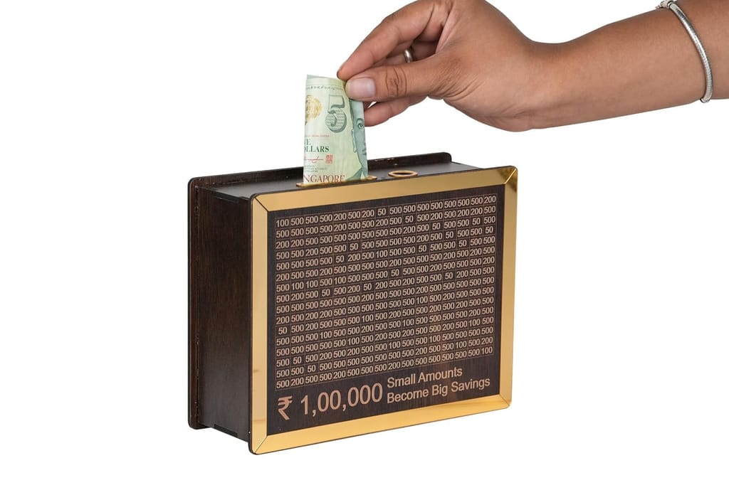 Wooden Money Saving Box with ₹1,00,000 Target Tracker