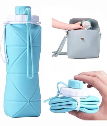 MANDEV Multicolour Silicone Water Bottle 700 mL ( Set of 1 )