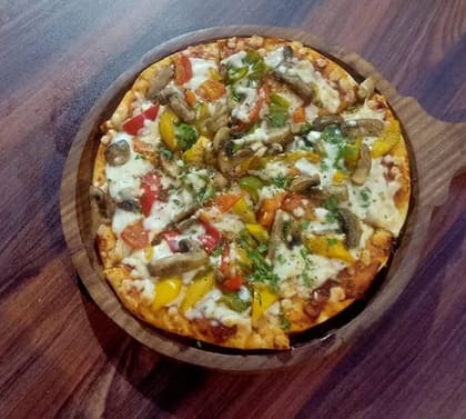 Tomato And Mashroom Pizza