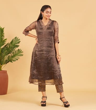 Black And Gold Tissue Kurta-S / Black
