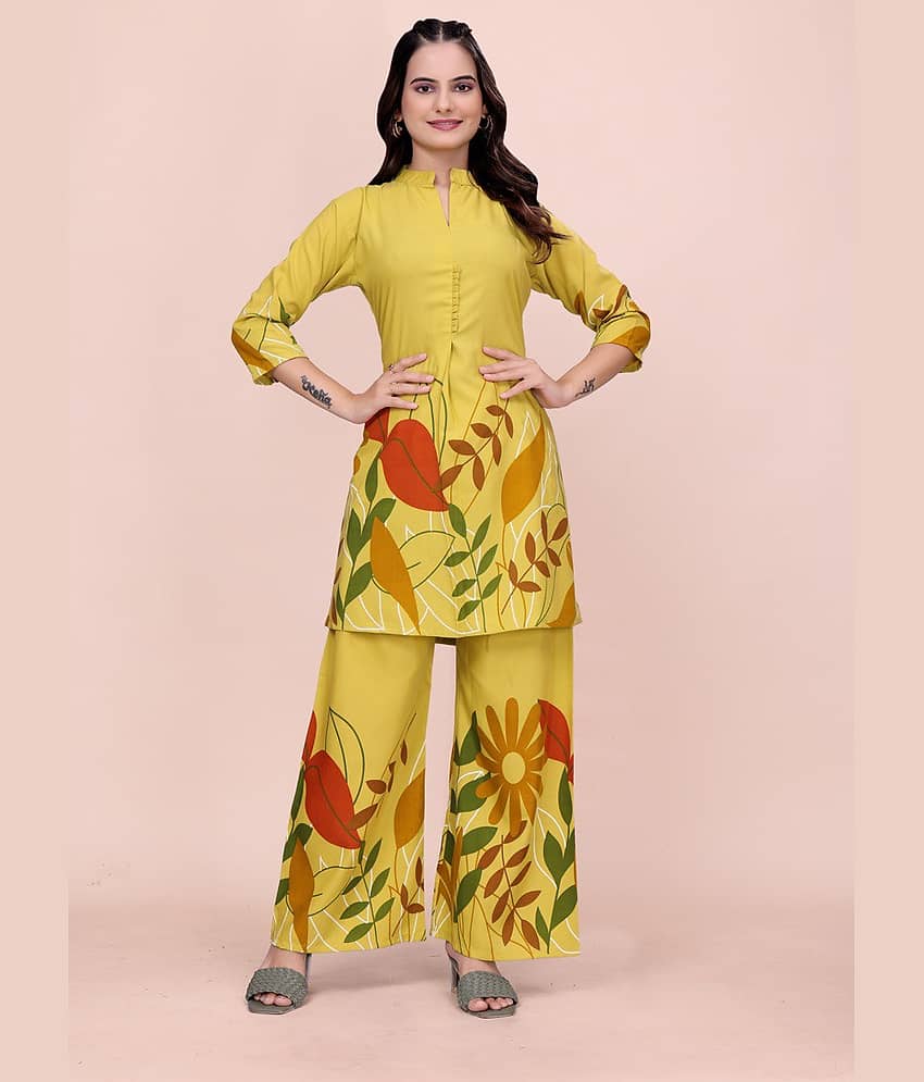 VANVAAM Women Printed Top With Trousers Co-Ord Set ( Lime Green )