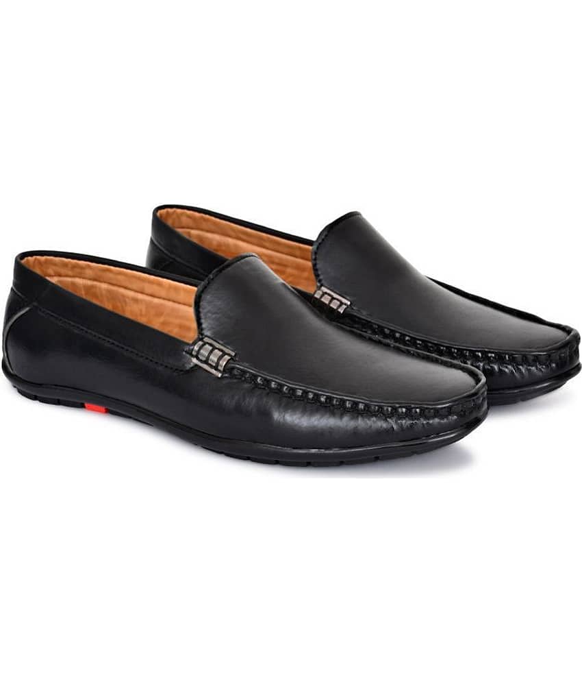 KATENIA Black Loafers