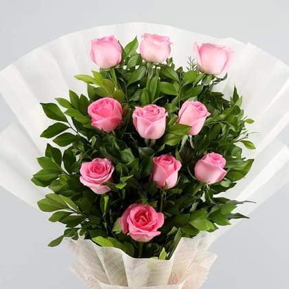 Pretty In Pastel Roses Bouquet For Valentine's Day Gift