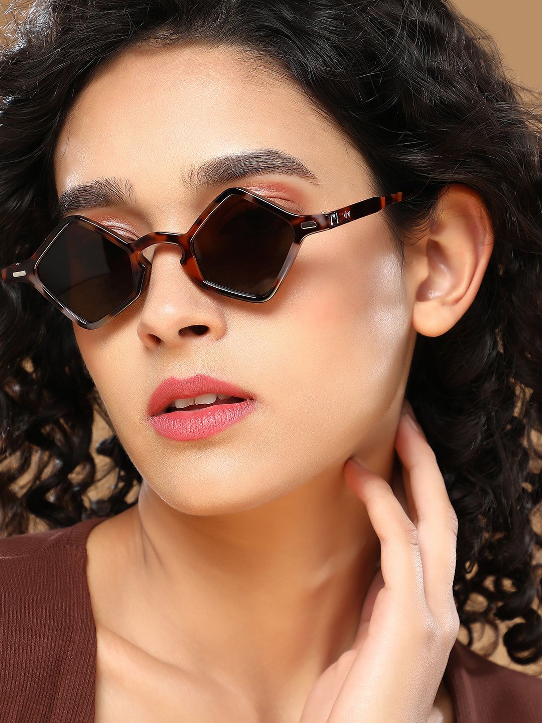 The Circuscore Diamond Sunglass - Coffee Brown-Sunglass