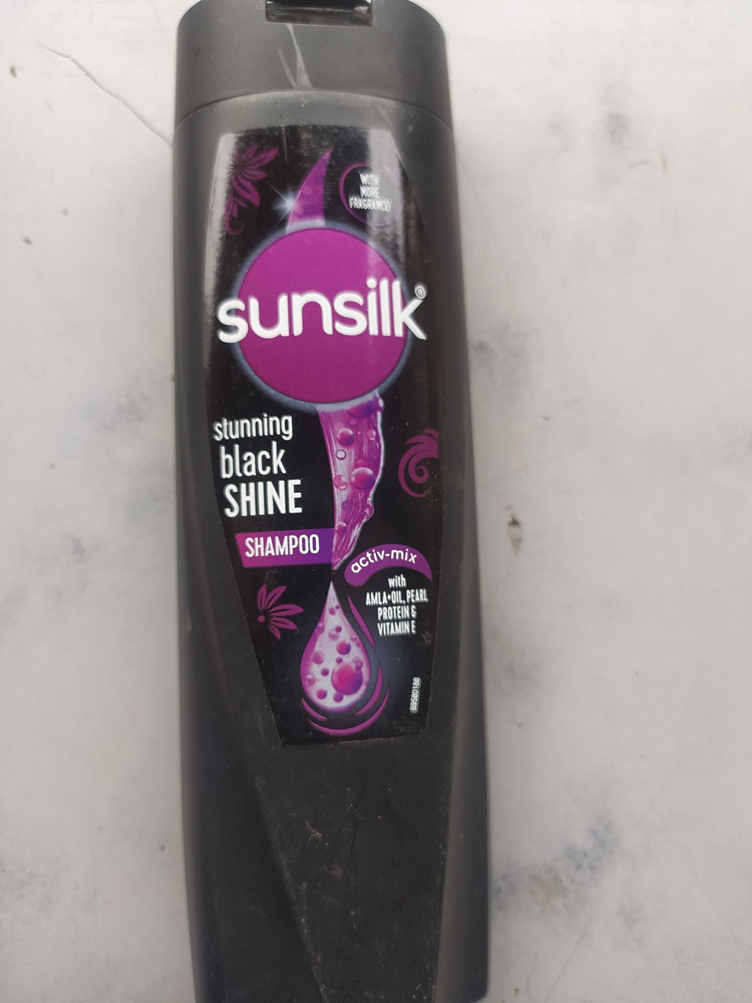 Sunsilk Stunning Black Shine With More Fragrance Shampoo 