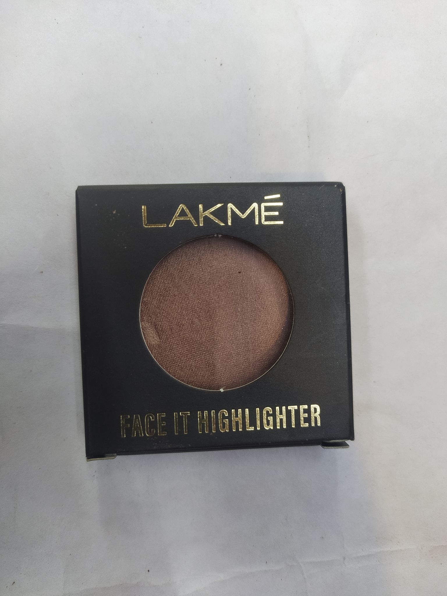 Lakme Face it highlighter bronze
