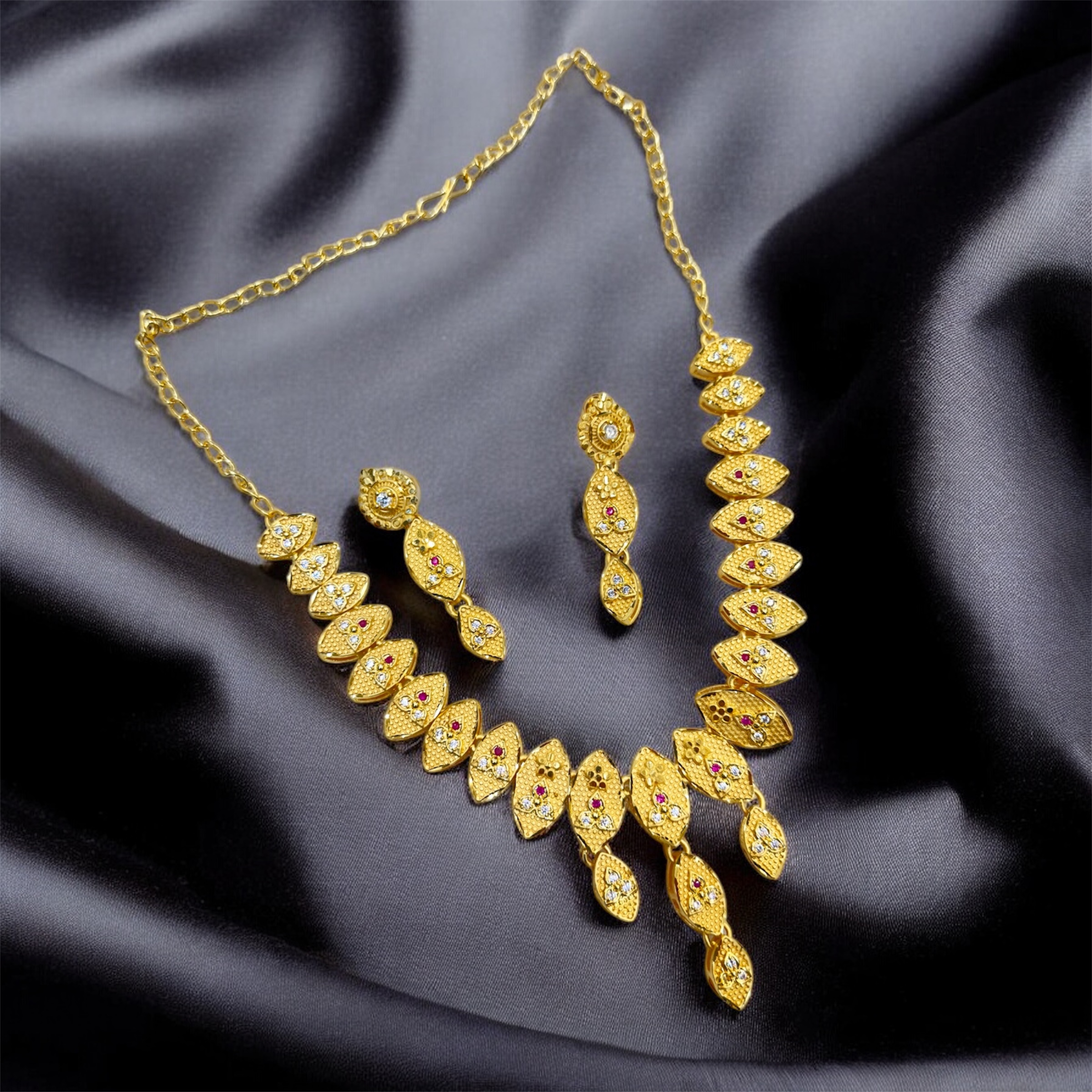 Forming Necklace Set - Prestige Collection By Amit Chauhan And Sons