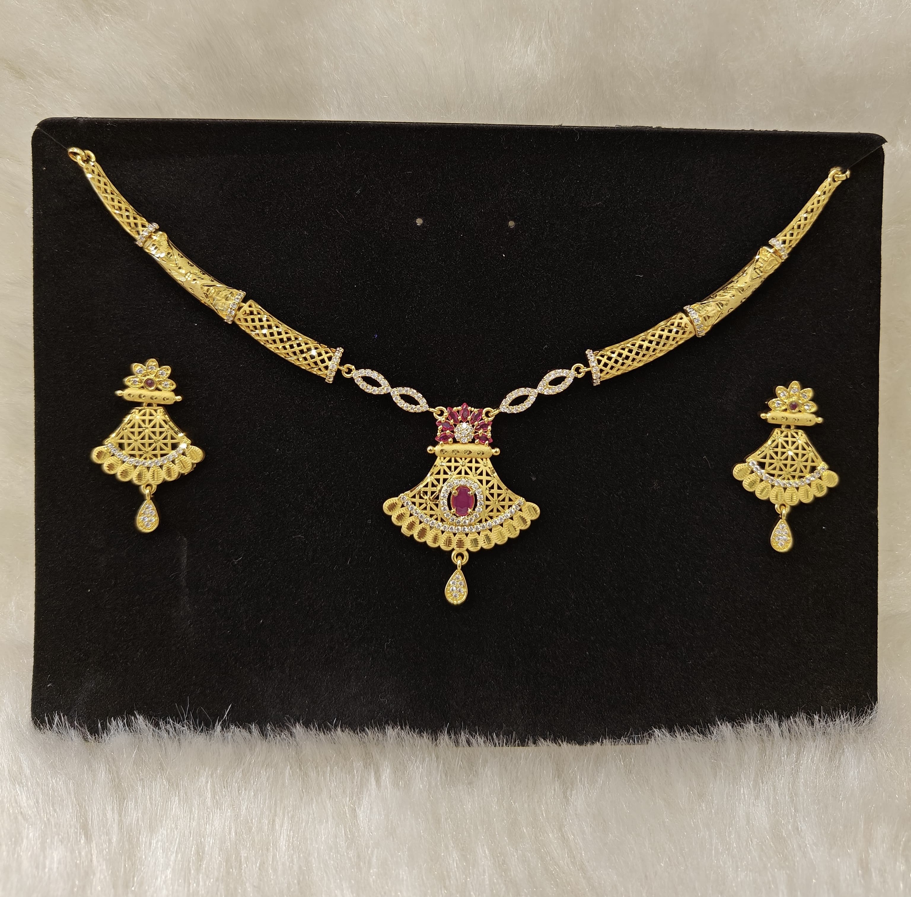 Forming Necklace Set - Prestige Collection By Amit Chauhan And Sons